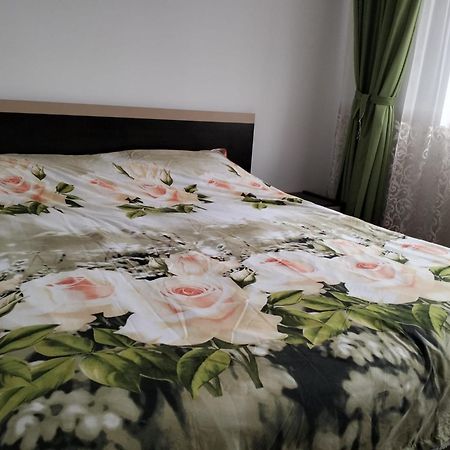 Apartament 3 Camere De Inchiriat 크라이오바 외부 사진