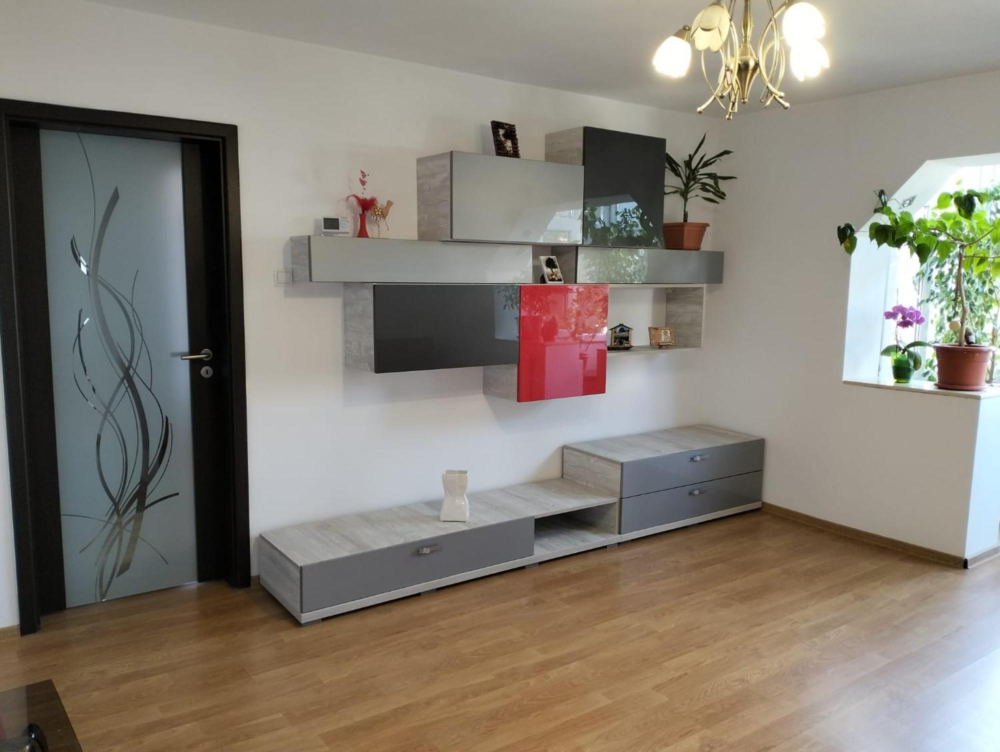 Apartament 3 Camere De Inchiriat 크라이오바 외부 사진